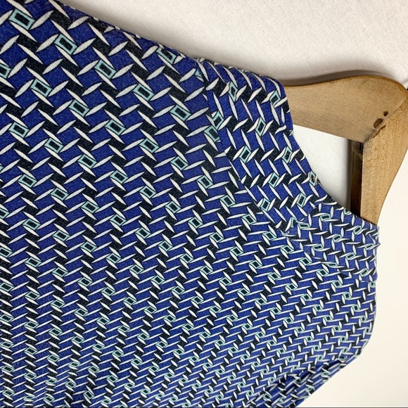 Ann Taylor Crossover Twist Effect Blue White Top - Picture 8 of 8